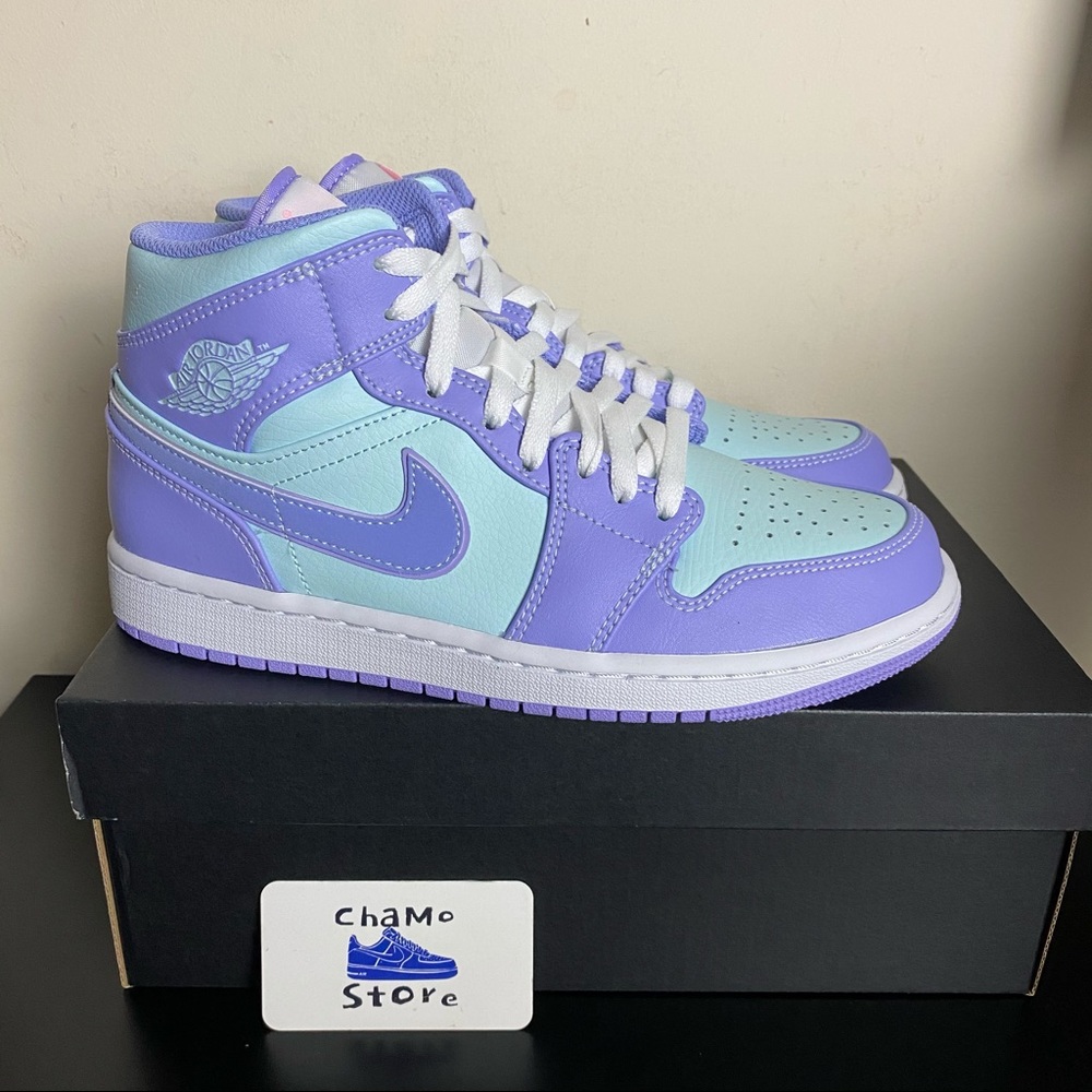 NIKE Air Jordan 1 Mid Purple Aqua Gs Sz 6.5y